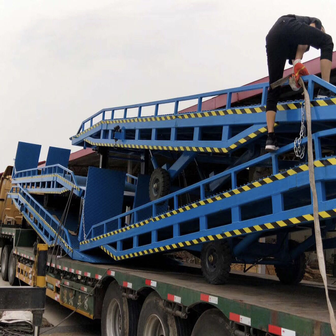 黑龍江北安移動式登車橋